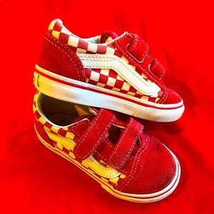 Cute retro  checkered Vans